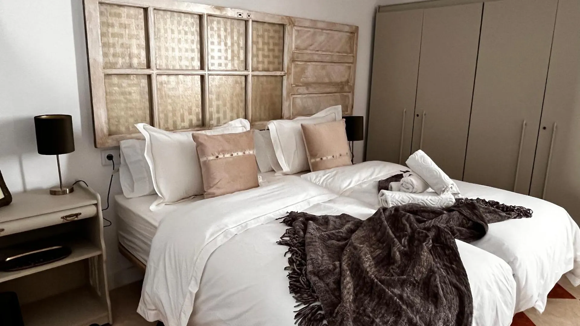Homestay Palacete Barsanz Home Alcala del Valle