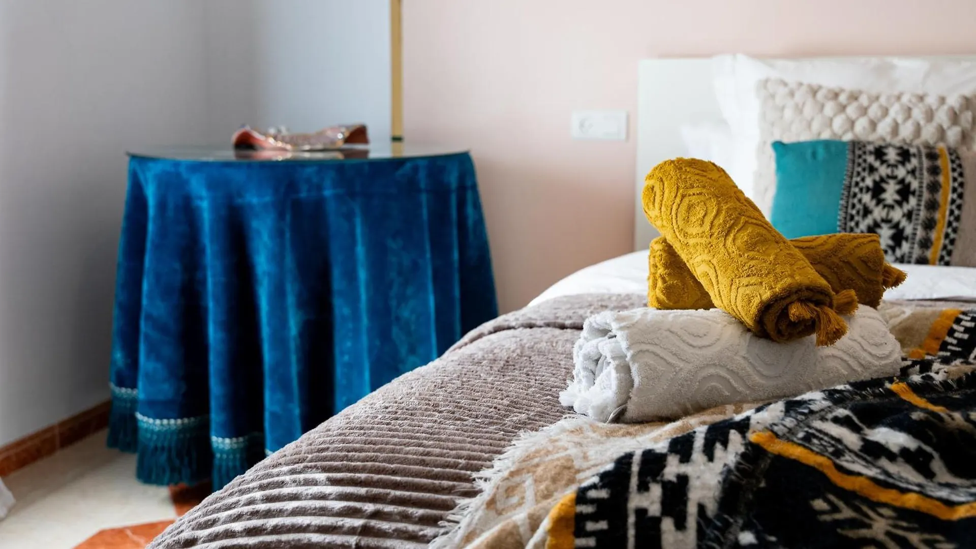 Homestay Palacete Barsanz Home Alcala del Valle