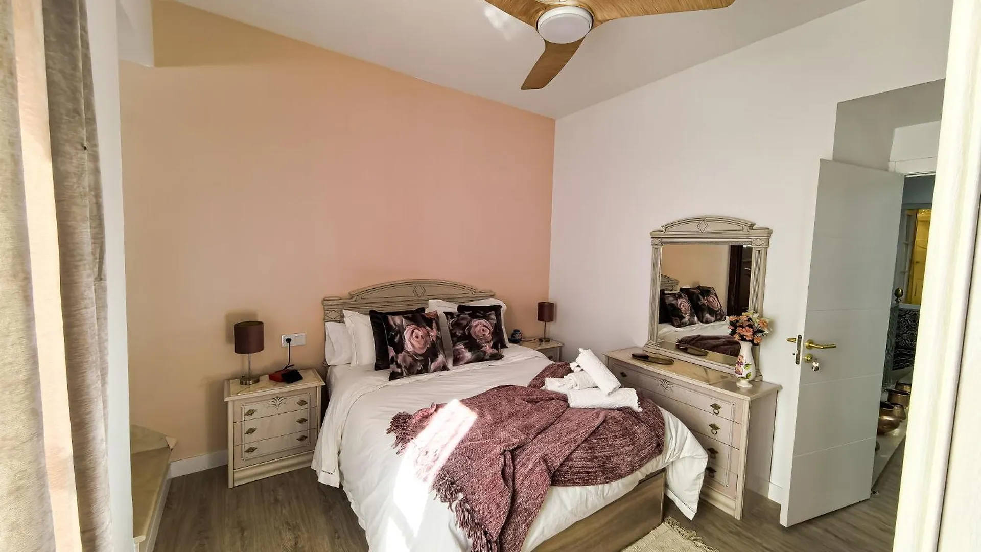 Palacete Barsanz Home Alcala del Valle Homestay
